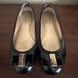 Kate Spade New York Black Patent Leather Ballet Flat Women’s Shoe Size 8 Gold